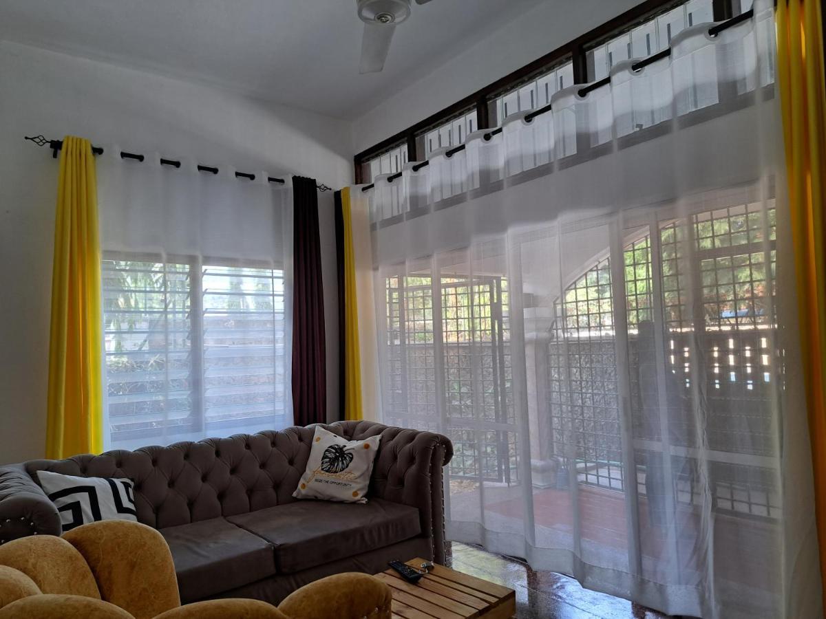 Halisi Stays 1Bed Near Sgr/Airport Момбаса Экстерьер фото