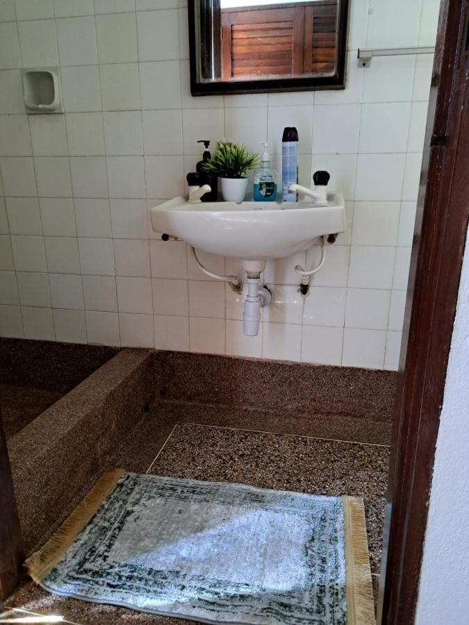 Halisi Stays 1Bed Near Sgr/Airport Момбаса Экстерьер фото